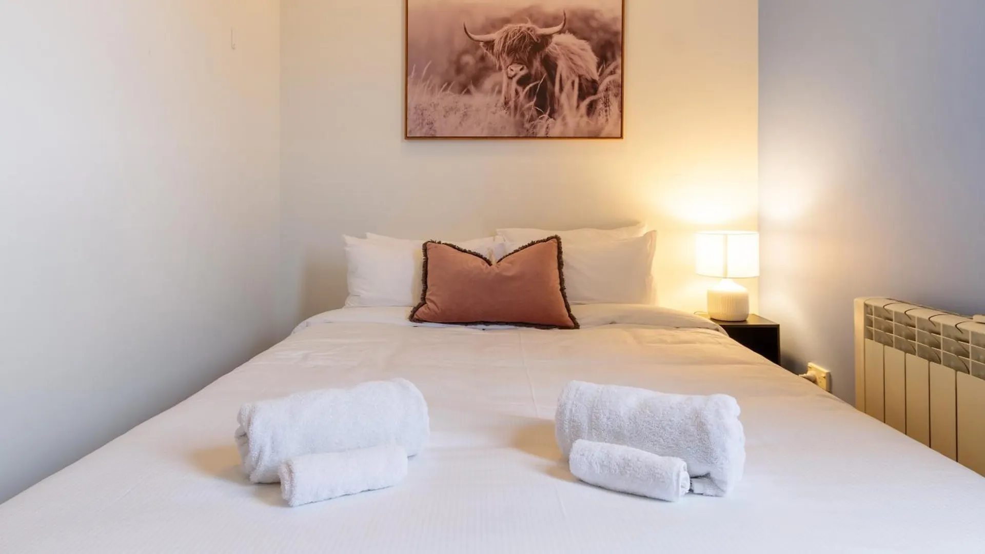 2 Bedroom 2 Bath Modern Heritage Near Art Gallery Christchurch 0*,  New Zealand